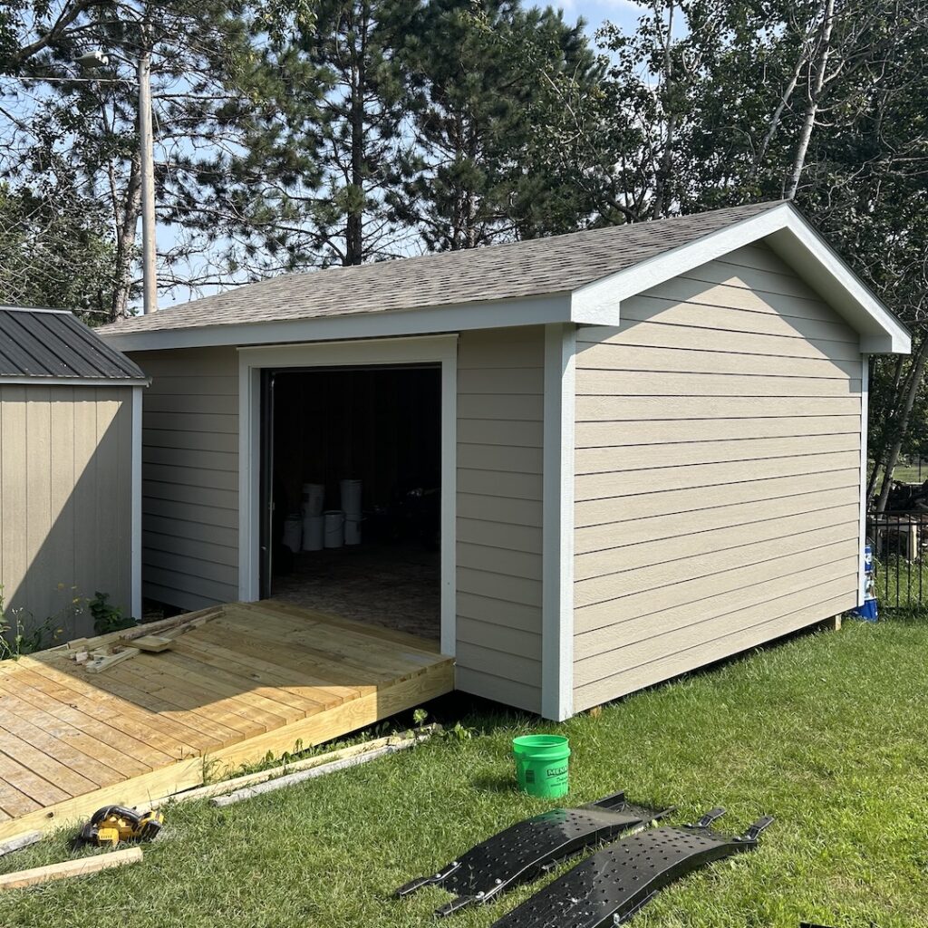 stand-alone garage